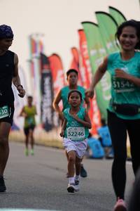 BIB: 1542, 52246
                            <button type="button" onclick="openModal(10466595)" class="btn btn-primary btn-sm float-right btn-popup" data-toggle="modal" data-target=".modal-high-quality">
                        <i class="fas fa-shopping-cart"></i> Add to Cart
                    </button>
                                            <button type="button" onclick="isThisMe(10466595, true)" class="btn btn-success btn-sm float-right btn-popup btn-isme hidden" data-toggle="tooltip" data-placement="bottom" title="นี่คือรูปของคุณใช่ไหม คลิกที่นี่เพื่อเอาเข้าอัลบั้ม">
                        <i class="fas fa-plus"></i> Add to album
                    </button>
                    <button type="button" onclick="isThisMe(10466595, false)" class="btn btn-warning btn-sm float-right btn-popup btn-isnotme hidden">
                        <i class="fas fa-ban"></i> Remove from album
                    </button>