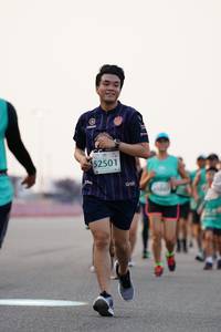 BIB: 52501
                            <button type="button" onclick="openModal(10472202)" class="btn btn-primary btn-sm float-right btn-popup" data-toggle="modal" data-target=".modal-high-quality">
                        <i class="fas fa-shopping-cart"></i> Add to Cart
                    </button>
                                            <button type="button" onclick="isThisMe(10472202, true)" class="btn btn-success btn-sm float-right btn-popup btn-isme hidden" data-toggle="tooltip" data-placement="bottom" title="นี่คือรูปของคุณใช่ไหม คลิกที่นี่เพื่อเอาเข้าอัลบั้ม">
                        <i class="fas fa-plus"></i> Add to album
                    </button>
                    <button type="button" onclick="isThisMe(10472202, false)" class="btn btn-warning btn-sm float-right btn-popup btn-isnotme hidden">
                        <i class="fas fa-ban"></i> Remove from album
                    </button>