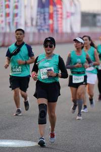 BIB: 50203, 508, 50631
                            <button type="button" onclick="openModal(10470187)" class="btn btn-primary btn-sm float-right btn-popup" data-toggle="modal" data-target=".modal-high-quality">
                        <i class="fas fa-shopping-cart"></i> Add to Cart
                    </button>
                                            <button type="button" onclick="isThisMe(10470187, true)" class="btn btn-success btn-sm float-right btn-popup btn-isme hidden" data-toggle="tooltip" data-placement="bottom" title="นี่คือรูปของคุณใช่ไหม คลิกที่นี่เพื่อเอาเข้าอัลบั้ม">
                        <i class="fas fa-plus"></i> Add to album
                    </button>
                    <button type="button" onclick="isThisMe(10470187, false)" class="btn btn-warning btn-sm float-right btn-popup btn-isnotme hidden">
                        <i class="fas fa-ban"></i> Remove from album
                    </button>