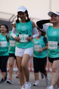 BIB: 523, 53073
                            <button type="button" onclick="openModal(10486010)" class="btn btn-primary btn-sm float-right btn-popup" data-toggle="modal" data-target=".modal-high-quality">
                        <i class="fas fa-shopping-cart"></i> Add to Cart
                    </button>
                                            <button type="button" onclick="isThisMe(10486010, true)" class="btn btn-success btn-sm float-right btn-popup btn-isme hidden" data-toggle="tooltip" data-placement="bottom" title="นี่คือรูปของคุณใช่ไหม คลิกที่นี่เพื่อเอาเข้าอัลบั้ม">
                        <i class="fas fa-plus"></i> Add to album
                    </button>
                    <button type="button" onclick="isThisMe(10486010, false)" class="btn btn-warning btn-sm float-right btn-popup btn-isnotme hidden">
                        <i class="fas fa-ban"></i> Remove from album
                    </button>