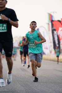 BIB: 041, 50082
                            <button type="button" onclick="openModal(10465796)" class="btn btn-primary btn-sm float-right btn-popup" data-toggle="modal" data-target=".modal-high-quality">
                        <i class="fas fa-shopping-cart"></i> Add to Cart
                    </button>
                                            <button type="button" onclick="isThisMe(10465796, true)" class="btn btn-success btn-sm float-right btn-popup btn-isme hidden" data-toggle="tooltip" data-placement="bottom" title="นี่คือรูปของคุณใช่ไหม คลิกที่นี่เพื่อเอาเข้าอัลบั้ม">
                        <i class="fas fa-plus"></i> Add to album
                    </button>
                    <button type="button" onclick="isThisMe(10465796, false)" class="btn btn-warning btn-sm float-right btn-popup btn-isnotme hidden">
                        <i class="fas fa-ban"></i> Remove from album
                    </button>