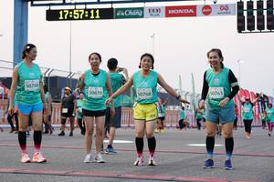BIB: 175711, 50758, 50610, 50768, 50763
                            <button type="button" onclick="openModal(10491016)" class="btn btn-primary btn-sm float-right btn-popup" data-toggle="modal" data-target=".modal-high-quality">
                        <i class="fas fa-shopping-cart"></i> Add to Cart
                    </button>
                                            <button type="button" onclick="isThisMe(10491016, true)" class="btn btn-success btn-sm float-right btn-popup btn-isme hidden" data-toggle="tooltip" data-placement="bottom" title="นี่คือรูปของคุณใช่ไหม คลิกที่นี่เพื่อเอาเข้าอัลบั้ม">
                        <i class="fas fa-plus"></i> Add to album
                    </button>
                    <button type="button" onclick="isThisMe(10491016, false)" class="btn btn-warning btn-sm float-right btn-popup btn-isnotme hidden">
                        <i class="fas fa-ban"></i> Remove from album
                    </button>