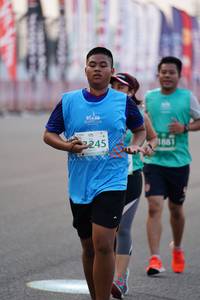 BIB: 1881, 2245
                            <button type="button" onclick="openModal(10471582)" class="btn btn-primary btn-sm float-right btn-popup" data-toggle="modal" data-target=".modal-high-quality">
                        <i class="fas fa-shopping-cart"></i> Add to Cart
                    </button>
                                            <button type="button" onclick="isThisMe(10471582, true)" class="btn btn-success btn-sm float-right btn-popup btn-isme hidden" data-toggle="tooltip" data-placement="bottom" title="นี่คือรูปของคุณใช่ไหม คลิกที่นี่เพื่อเอาเข้าอัลบั้ม">
                        <i class="fas fa-plus"></i> Add to album
                    </button>
                    <button type="button" onclick="isThisMe(10471582, false)" class="btn btn-warning btn-sm float-right btn-popup btn-isnotme hidden">
                        <i class="fas fa-ban"></i> Remove from album
                    </button>