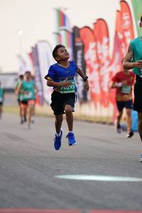 BIB: 295
                            <button type="button" onclick="openModal(10467936)" class="btn btn-primary btn-sm float-right btn-popup" data-toggle="modal" data-target=".modal-high-quality">
                        <i class="fas fa-shopping-cart"></i> Add to Cart
                    </button>
                                            <button type="button" onclick="isThisMe(10467936, true)" class="btn btn-success btn-sm float-right btn-popup btn-isme hidden" data-toggle="tooltip" data-placement="bottom" title="นี่คือรูปของคุณใช่ไหม คลิกที่นี่เพื่อเอาเข้าอัลบั้ม">
                        <i class="fas fa-plus"></i> Add to album
                    </button>
                    <button type="button" onclick="isThisMe(10467936, false)" class="btn btn-warning btn-sm float-right btn-popup btn-isnotme hidden">
                        <i class="fas fa-ban"></i> Remove from album
                    </button>