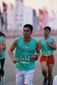 BIB: 1728, 51796
                            <button type="button" onclick="openModal(10470531)" class="btn btn-primary btn-sm float-right btn-popup" data-toggle="modal" data-target=".modal-high-quality">
                        <i class="fas fa-shopping-cart"></i> Add to Cart
                    </button>
                                            <button type="button" onclick="isThisMe(10470531, true)" class="btn btn-success btn-sm float-right btn-popup btn-isme hidden" data-toggle="tooltip" data-placement="bottom" title="นี่คือรูปของคุณใช่ไหม คลิกที่นี่เพื่อเอาเข้าอัลบั้ม">
                        <i class="fas fa-plus"></i> Add to album
                    </button>
                    <button type="button" onclick="isThisMe(10470531, false)" class="btn btn-warning btn-sm float-right btn-popup btn-isnotme hidden">
                        <i class="fas fa-ban"></i> Remove from album
                    </button>