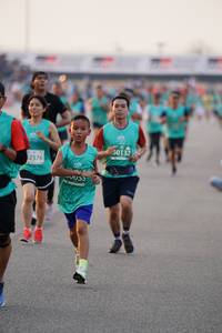 BIB: 30132, 2376
                            <button type="button" onclick="openModal(10468842)" class="btn btn-primary btn-sm float-right btn-popup" data-toggle="modal" data-target=".modal-high-quality">
                        <i class="fas fa-shopping-cart"></i> Add to Cart
                    </button>
                                            <button type="button" onclick="isThisMe(10468842, true)" class="btn btn-success btn-sm float-right btn-popup btn-isme hidden" data-toggle="tooltip" data-placement="bottom" title="นี่คือรูปของคุณใช่ไหม คลิกที่นี่เพื่อเอาเข้าอัลบั้ม">
                        <i class="fas fa-plus"></i> Add to album
                    </button>
                    <button type="button" onclick="isThisMe(10468842, false)" class="btn btn-warning btn-sm float-right btn-popup btn-isnotme hidden">
                        <i class="fas fa-ban"></i> Remove from album
                    </button>