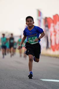 BIB: 702
                            <button type="button" onclick="openModal(10468003)" class="btn btn-primary btn-sm float-right btn-popup" data-toggle="modal" data-target=".modal-high-quality">
                        <i class="fas fa-shopping-cart"></i> Add to Cart
                    </button>
                                            <button type="button" onclick="isThisMe(10468003, true)" class="btn btn-success btn-sm float-right btn-popup btn-isme hidden" data-toggle="tooltip" data-placement="bottom" title="นี่คือรูปของคุณใช่ไหม คลิกที่นี่เพื่อเอาเข้าอัลบั้ม">
                        <i class="fas fa-plus"></i> Add to album
                    </button>
                    <button type="button" onclick="isThisMe(10468003, false)" class="btn btn-warning btn-sm float-right btn-popup btn-isnotme hidden">
                        <i class="fas fa-ban"></i> Remove from album
                    </button>