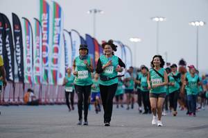 BIB: 0931, 50614, 0513
                            <button type="button" onclick="openModal(10491945)" class="btn btn-primary btn-sm float-right btn-popup" data-toggle="modal" data-target=".modal-high-quality">
                        <i class="fas fa-shopping-cart"></i> Add to Cart
                    </button>
                                            <button type="button" onclick="isThisMe(10491945, true)" class="btn btn-success btn-sm float-right btn-popup btn-isme hidden" data-toggle="tooltip" data-placement="bottom" title="นี่คือรูปของคุณใช่ไหม คลิกที่นี่เพื่อเอาเข้าอัลบั้ม">
                        <i class="fas fa-plus"></i> Add to album
                    </button>
                    <button type="button" onclick="isThisMe(10491945, false)" class="btn btn-warning btn-sm float-right btn-popup btn-isnotme hidden">
                        <i class="fas fa-ban"></i> Remove from album
                    </button>