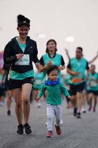 BIB: 0696
                            <button type="button" onclick="openModal(10485683)" class="btn btn-primary btn-sm float-right btn-popup" data-toggle="modal" data-target=".modal-high-quality">
                        <i class="fas fa-shopping-cart"></i> Add to Cart
                    </button>
                                            <button type="button" onclick="isThisMe(10485683, true)" class="btn btn-success btn-sm float-right btn-popup btn-isme hidden" data-toggle="tooltip" data-placement="bottom" title="นี่คือรูปของคุณใช่ไหม คลิกที่นี่เพื่อเอาเข้าอัลบั้ม">
                        <i class="fas fa-plus"></i> Add to album
                    </button>
                    <button type="button" onclick="isThisMe(10485683, false)" class="btn btn-warning btn-sm float-right btn-popup btn-isnotme hidden">
                        <i class="fas fa-ban"></i> Remove from album
                    </button>