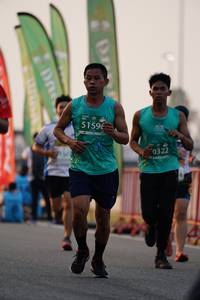 BIB: 5159, 0322
                            <button type="button" onclick="openModal(10467532)" class="btn btn-primary btn-sm float-right btn-popup" data-toggle="modal" data-target=".modal-high-quality">
                        <i class="fas fa-shopping-cart"></i> Add to Cart
                    </button>
                                            <button type="button" onclick="isThisMe(10467532, true)" class="btn btn-success btn-sm float-right btn-popup btn-isme hidden" data-toggle="tooltip" data-placement="bottom" title="นี่คือรูปของคุณใช่ไหม คลิกที่นี่เพื่อเอาเข้าอัลบั้ม">
                        <i class="fas fa-plus"></i> Add to album
                    </button>
                    <button type="button" onclick="isThisMe(10467532, false)" class="btn btn-warning btn-sm float-right btn-popup btn-isnotme hidden">
                        <i class="fas fa-ban"></i> Remove from album
                    </button>