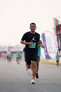 BIB: 041
                            <button type="button" onclick="openModal(10465693)" class="btn btn-primary btn-sm float-right btn-popup" data-toggle="modal" data-target=".modal-high-quality">
                        <i class="fas fa-shopping-cart"></i> Add to Cart
                    </button>
                                            <button type="button" onclick="isThisMe(10465693, true)" class="btn btn-success btn-sm float-right btn-popup btn-isme hidden" data-toggle="tooltip" data-placement="bottom" title="นี่คือรูปของคุณใช่ไหม คลิกที่นี่เพื่อเอาเข้าอัลบั้ม">
                        <i class="fas fa-plus"></i> Add to album
                    </button>
                    <button type="button" onclick="isThisMe(10465693, false)" class="btn btn-warning btn-sm float-right btn-popup btn-isnotme hidden">
                        <i class="fas fa-ban"></i> Remove from album
                    </button>