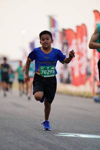 BIB: 70295
                            <button type="button" onclick="openModal(10467990)" class="btn btn-primary btn-sm float-right btn-popup" data-toggle="modal" data-target=".modal-high-quality">
                        <i class="fas fa-shopping-cart"></i> Add to Cart
                    </button>
                                            <button type="button" onclick="isThisMe(10467990, true)" class="btn btn-success btn-sm float-right btn-popup btn-isme hidden" data-toggle="tooltip" data-placement="bottom" title="นี่คือรูปของคุณใช่ไหม คลิกที่นี่เพื่อเอาเข้าอัลบั้ม">
                        <i class="fas fa-plus"></i> Add to album
                    </button>
                    <button type="button" onclick="isThisMe(10467990, false)" class="btn btn-warning btn-sm float-right btn-popup btn-isnotme hidden">
                        <i class="fas fa-ban"></i> Remove from album
                    </button>