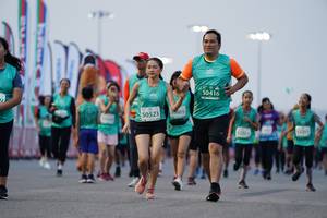 BIB: 50416, 50523, 12201
                            <button type="button" onclick="openModal(10492004)" class="btn btn-primary btn-sm float-right btn-popup" data-toggle="modal" data-target=".modal-high-quality">
                        <i class="fas fa-shopping-cart"></i> Add to Cart
                    </button>
                                            <button type="button" onclick="isThisMe(10492004, true)" class="btn btn-success btn-sm float-right btn-popup btn-isme hidden" data-toggle="tooltip" data-placement="bottom" title="นี่คือรูปของคุณใช่ไหม คลิกที่นี่เพื่อเอาเข้าอัลบั้ม">
                        <i class="fas fa-plus"></i> Add to album
                    </button>
                    <button type="button" onclick="isThisMe(10492004, false)" class="btn btn-warning btn-sm float-right btn-popup btn-isnotme hidden">
                        <i class="fas fa-ban"></i> Remove from album
                    </button>