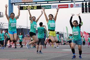BIB: 175712, 50758, 50768, 506, 50763
                            <button type="button" onclick="openModal(10491730)" class="btn btn-primary btn-sm float-right btn-popup" data-toggle="modal" data-target=".modal-high-quality">
                        <i class="fas fa-shopping-cart"></i> Add to Cart
                    </button>
                                            <button type="button" onclick="isThisMe(10491730, true)" class="btn btn-success btn-sm float-right btn-popup btn-isme hidden" data-toggle="tooltip" data-placement="bottom" title="นี่คือรูปของคุณใช่ไหม คลิกที่นี่เพื่อเอาเข้าอัลบั้ม">
                        <i class="fas fa-plus"></i> Add to album
                    </button>
                    <button type="button" onclick="isThisMe(10491730, false)" class="btn btn-warning btn-sm float-right btn-popup btn-isnotme hidden">
                        <i class="fas fa-ban"></i> Remove from album
                    </button>