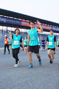 BIB: 51932, 52387, 1014
                            <button type="button" onclick="openModal(10490144)" class="btn btn-primary btn-sm float-right btn-popup" data-toggle="modal" data-target=".modal-high-quality">
                        <i class="fas fa-shopping-cart"></i> Add to Cart
                    </button>
                                            <button type="button" onclick="isThisMe(10490144, true)" class="btn btn-success btn-sm float-right btn-popup btn-isme hidden" data-toggle="tooltip" data-placement="bottom" title="นี่คือรูปของคุณใช่ไหม คลิกที่นี่เพื่อเอาเข้าอัลบั้ม">
                        <i class="fas fa-plus"></i> Add to album
                    </button>
                    <button type="button" onclick="isThisMe(10490144, false)" class="btn btn-warning btn-sm float-right btn-popup btn-isnotme hidden">
                        <i class="fas fa-ban"></i> Remove from album
                    </button>