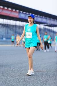 BIB: 1018
                            <button type="button" onclick="openModal(10490323)" class="btn btn-primary btn-sm float-right btn-popup" data-toggle="modal" data-target=".modal-high-quality">
                        <i class="fas fa-shopping-cart"></i> Add to Cart
                    </button>
                                            <button type="button" onclick="isThisMe(10490323, true)" class="btn btn-success btn-sm float-right btn-popup btn-isme hidden" data-toggle="tooltip" data-placement="bottom" title="นี่คือรูปของคุณใช่ไหม คลิกที่นี่เพื่อเอาเข้าอัลบั้ม">
                        <i class="fas fa-plus"></i> Add to album
                    </button>
                    <button type="button" onclick="isThisMe(10490323, false)" class="btn btn-warning btn-sm float-right btn-popup btn-isnotme hidden">
                        <i class="fas fa-ban"></i> Remove from album
                    </button>