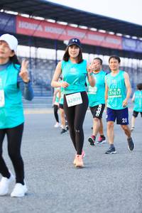 BIB: 51617, 52409, 
                            <button type="button" onclick="openModal(10486285)" class="btn btn-primary btn-sm float-right btn-popup" data-toggle="modal" data-target=".modal-high-quality">
                        <i class="fas fa-shopping-cart"></i> Add to Cart
                    </button>
                                            <button type="button" onclick="isThisMe(10486285, true)" class="btn btn-success btn-sm float-right btn-popup btn-isme hidden" data-toggle="tooltip" data-placement="bottom" title="นี่คือรูปของคุณใช่ไหม คลิกที่นี่เพื่อเอาเข้าอัลบั้ม">
                        <i class="fas fa-plus"></i> Add to album
                    </button>
                    <button type="button" onclick="isThisMe(10486285, false)" class="btn btn-warning btn-sm float-right btn-popup btn-isnotme hidden">
                        <i class="fas fa-ban"></i> Remove from album
                    </button>