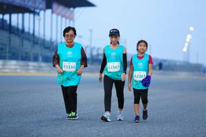 BIB: 53330, 52567, 52261
                            <button type="button" onclick="openModal(10528032)" class="btn btn-primary btn-sm float-right btn-popup" data-toggle="modal" data-target=".modal-high-quality">
                        <i class="fas fa-shopping-cart"></i> Add to Cart
                    </button>
                                            <button type="button" onclick="isThisMe(10528032, true)" class="btn btn-success btn-sm float-right btn-popup btn-isme hidden" data-toggle="tooltip" data-placement="bottom" title="นี่คือรูปของคุณใช่ไหม คลิกที่นี่เพื่อเอาเข้าอัลบั้ม">
                        <i class="fas fa-plus"></i> Add to album
                    </button>
                    <button type="button" onclick="isThisMe(10528032, false)" class="btn btn-warning btn-sm float-right btn-popup btn-isnotme hidden">
                        <i class="fas fa-ban"></i> Remove from album
                    </button>