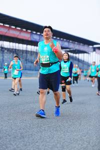 BIB: 50414, 51544
                            <button type="button" onclick="openModal(10490496)" class="btn btn-primary btn-sm float-right btn-popup" data-toggle="modal" data-target=".modal-high-quality">
                        <i class="fas fa-shopping-cart"></i> Add to Cart
                    </button>
                                            <button type="button" onclick="isThisMe(10490496, true)" class="btn btn-success btn-sm float-right btn-popup btn-isme hidden" data-toggle="tooltip" data-placement="bottom" title="นี่คือรูปของคุณใช่ไหม คลิกที่นี่เพื่อเอาเข้าอัลบั้ม">
                        <i class="fas fa-plus"></i> Add to album
                    </button>
                    <button type="button" onclick="isThisMe(10490496, false)" class="btn btn-warning btn-sm float-right btn-popup btn-isnotme hidden">
                        <i class="fas fa-ban"></i> Remove from album
                    </button>