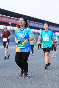 BIB: 3263, 0260
                            <button type="button" onclick="openModal(10484236)" class="btn btn-primary btn-sm float-right btn-popup" data-toggle="modal" data-target=".modal-high-quality">
                        <i class="fas fa-shopping-cart"></i> Add to Cart
                    </button>
                                            <button type="button" onclick="isThisMe(10484236, true)" class="btn btn-success btn-sm float-right btn-popup btn-isme hidden" data-toggle="tooltip" data-placement="bottom" title="นี่คือรูปของคุณใช่ไหม คลิกที่นี่เพื่อเอาเข้าอัลบั้ม">
                        <i class="fas fa-plus"></i> Add to album
                    </button>
                    <button type="button" onclick="isThisMe(10484236, false)" class="btn btn-warning btn-sm float-right btn-popup btn-isnotme hidden">
                        <i class="fas fa-ban"></i> Remove from album
                    </button>