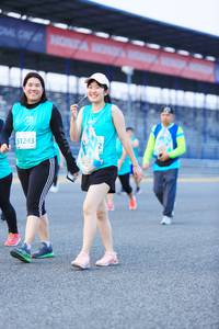 BIB: 51243
                            <button type="button" onclick="openModal(10498718)" class="btn btn-primary btn-sm float-right btn-popup" data-toggle="modal" data-target=".modal-high-quality">
                        <i class="fas fa-shopping-cart"></i> Add to Cart
                    </button>
                                            <button type="button" onclick="isThisMe(10498718, true)" class="btn btn-success btn-sm float-right btn-popup btn-isme hidden" data-toggle="tooltip" data-placement="bottom" title="นี่คือรูปของคุณใช่ไหม คลิกที่นี่เพื่อเอาเข้าอัลบั้ม">
                        <i class="fas fa-plus"></i> Add to album
                    </button>
                    <button type="button" onclick="isThisMe(10498718, false)" class="btn btn-warning btn-sm float-right btn-popup btn-isnotme hidden">
                        <i class="fas fa-ban"></i> Remove from album
                    </button>