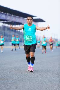 BIB: 52024
                            <button type="button" onclick="openModal(10476106)" class="btn btn-primary btn-sm float-right btn-popup" data-toggle="modal" data-target=".modal-high-quality">
                        <i class="fas fa-shopping-cart"></i> Add to Cart
                    </button>
                                            <button type="button" onclick="isThisMe(10476106, true)" class="btn btn-success btn-sm float-right btn-popup btn-isme hidden" data-toggle="tooltip" data-placement="bottom" title="นี่คือรูปของคุณใช่ไหม คลิกที่นี่เพื่อเอาเข้าอัลบั้ม">
                        <i class="fas fa-plus"></i> Add to album
                    </button>
                    <button type="button" onclick="isThisMe(10476106, false)" class="btn btn-warning btn-sm float-right btn-popup btn-isnotme hidden">
                        <i class="fas fa-ban"></i> Remove from album
                    </button>