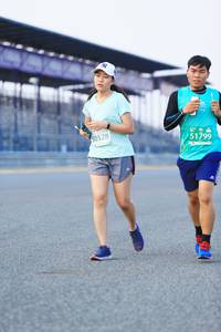 BIB: 50528, 51799
                            <button type="button" onclick="openModal(10452642)" class="btn btn-primary btn-sm float-right btn-popup" data-toggle="modal" data-target=".modal-high-quality">
                        <i class="fas fa-shopping-cart"></i> Add to Cart
                    </button>
                                            <button type="button" onclick="isThisMe(10452642, true)" class="btn btn-success btn-sm float-right btn-popup btn-isme hidden" data-toggle="tooltip" data-placement="bottom" title="นี่คือรูปของคุณใช่ไหม คลิกที่นี่เพื่อเอาเข้าอัลบั้ม">
                        <i class="fas fa-plus"></i> Add to album
                    </button>
                    <button type="button" onclick="isThisMe(10452642, false)" class="btn btn-warning btn-sm float-right btn-popup btn-isnotme hidden">
                        <i class="fas fa-ban"></i> Remove from album
                    </button>