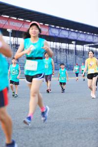 BIB: 172, 50031
                            <button type="button" onclick="openModal(10486440)" class="btn btn-primary btn-sm float-right btn-popup" data-toggle="modal" data-target=".modal-high-quality">
                        <i class="fas fa-shopping-cart"></i> Add to Cart
                    </button>
                                            <button type="button" onclick="isThisMe(10486440, true)" class="btn btn-success btn-sm float-right btn-popup btn-isme hidden" data-toggle="tooltip" data-placement="bottom" title="นี่คือรูปของคุณใช่ไหม คลิกที่นี่เพื่อเอาเข้าอัลบั้ม">
                        <i class="fas fa-plus"></i> Add to album
                    </button>
                    <button type="button" onclick="isThisMe(10486440, false)" class="btn btn-warning btn-sm float-right btn-popup btn-isnotme hidden">
                        <i class="fas fa-ban"></i> Remove from album
                    </button>