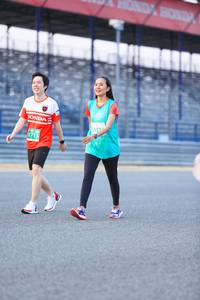 BIB: 51713
                            <button type="button" onclick="openModal(10477466)" class="btn btn-primary btn-sm float-right btn-popup" data-toggle="modal" data-target=".modal-high-quality">
                        <i class="fas fa-shopping-cart"></i> Add to Cart
                    </button>
                                            <button type="button" onclick="isThisMe(10477466, true)" class="btn btn-success btn-sm float-right btn-popup btn-isme hidden" data-toggle="tooltip" data-placement="bottom" title="นี่คือรูปของคุณใช่ไหม คลิกที่นี่เพื่อเอาเข้าอัลบั้ม">
                        <i class="fas fa-plus"></i> Add to album
                    </button>
                    <button type="button" onclick="isThisMe(10477466, false)" class="btn btn-warning btn-sm float-right btn-popup btn-isnotme hidden">
                        <i class="fas fa-ban"></i> Remove from album
                    </button>