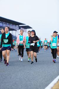 BIB: 50294, 50925, 0150
                            <button type="button" onclick="openModal(10491202)" class="btn btn-primary btn-sm float-right btn-popup" data-toggle="modal" data-target=".modal-high-quality">
                        <i class="fas fa-shopping-cart"></i> Add to Cart
                    </button>
                                            <button type="button" onclick="isThisMe(10491202, true)" class="btn btn-success btn-sm float-right btn-popup btn-isme hidden" data-toggle="tooltip" data-placement="bottom" title="นี่คือรูปของคุณใช่ไหม คลิกที่นี่เพื่อเอาเข้าอัลบั้ม">
                        <i class="fas fa-plus"></i> Add to album
                    </button>
                    <button type="button" onclick="isThisMe(10491202, false)" class="btn btn-warning btn-sm float-right btn-popup btn-isnotme hidden">
                        <i class="fas fa-ban"></i> Remove from album
                    </button>