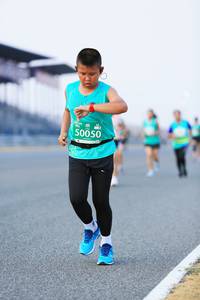 BIB: 50050
                            <button type="button" onclick="openModal(10452864)" class="btn btn-primary btn-sm float-right btn-popup" data-toggle="modal" data-target=".modal-high-quality">
                        <i class="fas fa-shopping-cart"></i> Add to Cart
                    </button>
                                            <button type="button" onclick="isThisMe(10452864, true)" class="btn btn-success btn-sm float-right btn-popup btn-isme hidden" data-toggle="tooltip" data-placement="bottom" title="นี่คือรูปของคุณใช่ไหม คลิกที่นี่เพื่อเอาเข้าอัลบั้ม">
                        <i class="fas fa-plus"></i> Add to album
                    </button>
                    <button type="button" onclick="isThisMe(10452864, false)" class="btn btn-warning btn-sm float-right btn-popup btn-isnotme hidden">
                        <i class="fas fa-ban"></i> Remove from album
                    </button>