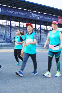 BIB: 
                            <button type="button" onclick="openModal(10502432)" class="btn btn-primary btn-sm float-right btn-popup" data-toggle="modal" data-target=".modal-high-quality">
                        <i class="fas fa-shopping-cart"></i> Add to Cart
                    </button>
                                            <button type="button" onclick="isThisMe(10502432, true)" class="btn btn-success btn-sm float-right btn-popup btn-isme hidden" data-toggle="tooltip" data-placement="bottom" title="นี่คือรูปของคุณใช่ไหม คลิกที่นี่เพื่อเอาเข้าอัลบั้ม">
                        <i class="fas fa-plus"></i> Add to album
                    </button>
                    <button type="button" onclick="isThisMe(10502432, false)" class="btn btn-warning btn-sm float-right btn-popup btn-isnotme hidden">
                        <i class="fas fa-ban"></i> Remove from album
                    </button>