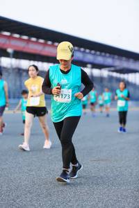 BIB: 1173
                            <button type="button" onclick="openModal(10486520)" class="btn btn-primary btn-sm float-right btn-popup" data-toggle="modal" data-target=".modal-high-quality">
                        <i class="fas fa-shopping-cart"></i> Add to Cart
                    </button>
                                            <button type="button" onclick="isThisMe(10486520, true)" class="btn btn-success btn-sm float-right btn-popup btn-isme hidden" data-toggle="tooltip" data-placement="bottom" title="นี่คือรูปของคุณใช่ไหม คลิกที่นี่เพื่อเอาเข้าอัลบั้ม">
                        <i class="fas fa-plus"></i> Add to album
                    </button>
                    <button type="button" onclick="isThisMe(10486520, false)" class="btn btn-warning btn-sm float-right btn-popup btn-isnotme hidden">
                        <i class="fas fa-ban"></i> Remove from album
                    </button>