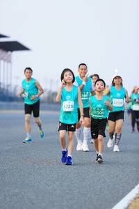 BIB: 1661, 52508, 52218, 51506
                            <button type="button" onclick="openModal(10453114)" class="btn btn-primary btn-sm float-right btn-popup" data-toggle="modal" data-target=".modal-high-quality">
                        <i class="fas fa-shopping-cart"></i> Add to Cart
                    </button>
                                            <button type="button" onclick="isThisMe(10453114, true)" class="btn btn-success btn-sm float-right btn-popup btn-isme hidden" data-toggle="tooltip" data-placement="bottom" title="นี่คือรูปของคุณใช่ไหม คลิกที่นี่เพื่อเอาเข้าอัลบั้ม">
                        <i class="fas fa-plus"></i> Add to album
                    </button>
                    <button type="button" onclick="isThisMe(10453114, false)" class="btn btn-warning btn-sm float-right btn-popup btn-isnotme hidden">
                        <i class="fas fa-ban"></i> Remove from album
                    </button>