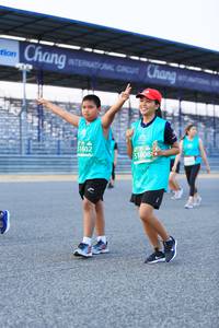 BIB: 51802, 51808
                            <button type="button" onclick="openModal(10490707)" class="btn btn-primary btn-sm float-right btn-popup" data-toggle="modal" data-target=".modal-high-quality">
                        <i class="fas fa-shopping-cart"></i> Add to Cart
                    </button>
                                            <button type="button" onclick="isThisMe(10490707, true)" class="btn btn-success btn-sm float-right btn-popup btn-isme hidden" data-toggle="tooltip" data-placement="bottom" title="นี่คือรูปของคุณใช่ไหม คลิกที่นี่เพื่อเอาเข้าอัลบั้ม">
                        <i class="fas fa-plus"></i> Add to album
                    </button>
                    <button type="button" onclick="isThisMe(10490707, false)" class="btn btn-warning btn-sm float-right btn-popup btn-isnotme hidden">
                        <i class="fas fa-ban"></i> Remove from album
                    </button>