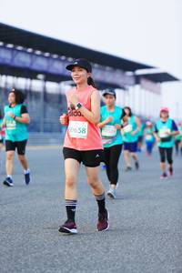 BIB: 0658
                            <button type="button" onclick="openModal(10484373)" class="btn btn-primary btn-sm float-right btn-popup" data-toggle="modal" data-target=".modal-high-quality">
                        <i class="fas fa-shopping-cart"></i> Add to Cart
                    </button>
                                            <button type="button" onclick="isThisMe(10484373, true)" class="btn btn-success btn-sm float-right btn-popup btn-isme hidden" data-toggle="tooltip" data-placement="bottom" title="นี่คือรูปของคุณใช่ไหม คลิกที่นี่เพื่อเอาเข้าอัลบั้ม">
                        <i class="fas fa-plus"></i> Add to album
                    </button>
                    <button type="button" onclick="isThisMe(10484373, false)" class="btn btn-warning btn-sm float-right btn-popup btn-isnotme hidden">
                        <i class="fas fa-ban"></i> Remove from album
                    </button>