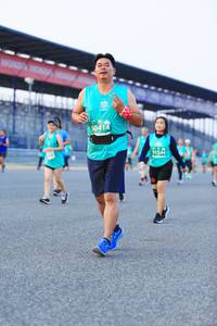 BIB: 50414, 1544
                            <button type="button" onclick="openModal(10490499)" class="btn btn-primary btn-sm float-right btn-popup" data-toggle="modal" data-target=".modal-high-quality">
                        <i class="fas fa-shopping-cart"></i> Add to Cart
                    </button>
                                            <button type="button" onclick="isThisMe(10490499, true)" class="btn btn-success btn-sm float-right btn-popup btn-isme hidden" data-toggle="tooltip" data-placement="bottom" title="นี่คือรูปของคุณใช่ไหม คลิกที่นี่เพื่อเอาเข้าอัลบั้ม">
                        <i class="fas fa-plus"></i> Add to album
                    </button>
                    <button type="button" onclick="isThisMe(10490499, false)" class="btn btn-warning btn-sm float-right btn-popup btn-isnotme hidden">
                        <i class="fas fa-ban"></i> Remove from album
                    </button>