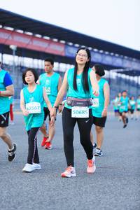 BIB: 100, 50567, 50685, 131
                            <button type="button" onclick="openModal(10495304)" class="btn btn-primary btn-sm float-right btn-popup" data-toggle="modal" data-target=".modal-high-quality">
                        <i class="fas fa-shopping-cart"></i> Add to Cart
                    </button>
                                            <button type="button" onclick="isThisMe(10495304, true)" class="btn btn-success btn-sm float-right btn-popup btn-isme hidden" data-toggle="tooltip" data-placement="bottom" title="นี่คือรูปของคุณใช่ไหม คลิกที่นี่เพื่อเอาเข้าอัลบั้ม">
                        <i class="fas fa-plus"></i> Add to album
                    </button>
                    <button type="button" onclick="isThisMe(10495304, false)" class="btn btn-warning btn-sm float-right btn-popup btn-isnotme hidden">
                        <i class="fas fa-ban"></i> Remove from album
                    </button>