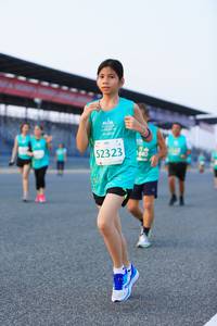 BIB: 52323
                            <button type="button" onclick="openModal(10488499)" class="btn btn-primary btn-sm float-right btn-popup" data-toggle="modal" data-target=".modal-high-quality">
                        <i class="fas fa-shopping-cart"></i> Add to Cart
                    </button>
                                            <button type="button" onclick="isThisMe(10488499, true)" class="btn btn-success btn-sm float-right btn-popup btn-isme hidden" data-toggle="tooltip" data-placement="bottom" title="นี่คือรูปของคุณใช่ไหม คลิกที่นี่เพื่อเอาเข้าอัลบั้ม">
                        <i class="fas fa-plus"></i> Add to album
                    </button>
                    <button type="button" onclick="isThisMe(10488499, false)" class="btn btn-warning btn-sm float-right btn-popup btn-isnotme hidden">
                        <i class="fas fa-ban"></i> Remove from album
                    </button>