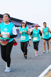 BIB: 5319, 51901, 2802, 52748
                            <button type="button" onclick="openModal(10475536)" class="btn btn-primary btn-sm float-right btn-popup" data-toggle="modal" data-target=".modal-high-quality">
                        <i class="fas fa-shopping-cart"></i> Add to Cart
                    </button>
                                            <button type="button" onclick="isThisMe(10475536, true)" class="btn btn-success btn-sm float-right btn-popup btn-isme hidden" data-toggle="tooltip" data-placement="bottom" title="นี่คือรูปของคุณใช่ไหม คลิกที่นี่เพื่อเอาเข้าอัลบั้ม">
                        <i class="fas fa-plus"></i> Add to album
                    </button>
                    <button type="button" onclick="isThisMe(10475536, false)" class="btn btn-warning btn-sm float-right btn-popup btn-isnotme hidden">
                        <i class="fas fa-ban"></i> Remove from album
                    </button>