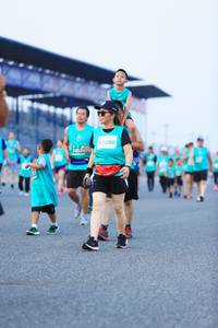 BIB: 1080, 5202
                            <button type="button" onclick="openModal(10496914)" class="btn btn-primary btn-sm float-right btn-popup" data-toggle="modal" data-target=".modal-high-quality">
                        <i class="fas fa-shopping-cart"></i> Add to Cart
                    </button>
                                            <button type="button" onclick="isThisMe(10496914, true)" class="btn btn-success btn-sm float-right btn-popup btn-isme hidden" data-toggle="tooltip" data-placement="bottom" title="นี่คือรูปของคุณใช่ไหม คลิกที่นี่เพื่อเอาเข้าอัลบั้ม">
                        <i class="fas fa-plus"></i> Add to album
                    </button>
                    <button type="button" onclick="isThisMe(10496914, false)" class="btn btn-warning btn-sm float-right btn-popup btn-isnotme hidden">
                        <i class="fas fa-ban"></i> Remove from album
                    </button>