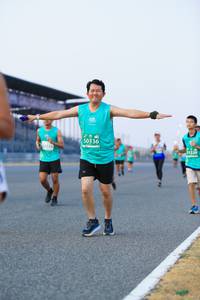 BIB: 50336, 51539
                            <button type="button" onclick="openModal(10455765)" class="btn btn-primary btn-sm float-right btn-popup" data-toggle="modal" data-target=".modal-high-quality">
                        <i class="fas fa-shopping-cart"></i> Add to Cart
                    </button>
                                            <button type="button" onclick="isThisMe(10455765, true)" class="btn btn-success btn-sm float-right btn-popup btn-isme hidden" data-toggle="tooltip" data-placement="bottom" title="นี่คือรูปของคุณใช่ไหม คลิกที่นี่เพื่อเอาเข้าอัลบั้ม">
                        <i class="fas fa-plus"></i> Add to album
                    </button>
                    <button type="button" onclick="isThisMe(10455765, false)" class="btn btn-warning btn-sm float-right btn-popup btn-isnotme hidden">
                        <i class="fas fa-ban"></i> Remove from album
                    </button>