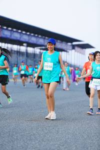 BIB: 1018, 50522
                            <button type="button" onclick="openModal(10490314)" class="btn btn-primary btn-sm float-right btn-popup" data-toggle="modal" data-target=".modal-high-quality">
                        <i class="fas fa-shopping-cart"></i> Add to Cart
                    </button>
                                            <button type="button" onclick="isThisMe(10490314, true)" class="btn btn-success btn-sm float-right btn-popup btn-isme hidden" data-toggle="tooltip" data-placement="bottom" title="นี่คือรูปของคุณใช่ไหม คลิกที่นี่เพื่อเอาเข้าอัลบั้ม">
                        <i class="fas fa-plus"></i> Add to album
                    </button>
                    <button type="button" onclick="isThisMe(10490314, false)" class="btn btn-warning btn-sm float-right btn-popup btn-isnotme hidden">
                        <i class="fas fa-ban"></i> Remove from album
                    </button>