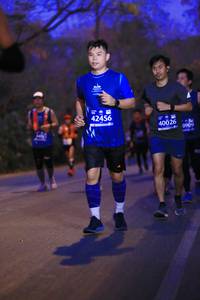 BIB: 42456, 40026, 0909
                            <button type="button" onclick="openModal(11232340)" class="btn btn-primary btn-sm float-right btn-popup" data-toggle="modal" data-target=".modal-high-quality">
                        <i class="fas fa-shopping-cart"></i> Add to Cart
                    </button>
                                            <button type="button" onclick="isThisMe(11232340, true)" class="btn btn-success btn-sm float-right btn-popup btn-isme hidden" data-toggle="tooltip" data-placement="bottom" title="นี่คือรูปของคุณใช่ไหม คลิกที่นี่เพื่อเอาเข้าอัลบั้ม">
                        <i class="fas fa-plus"></i> Add to album
                    </button>
                    <button type="button" onclick="isThisMe(11232340, false)" class="btn btn-warning btn-sm float-right btn-popup btn-isnotme hidden">
                        <i class="fas fa-ban"></i> Remove from album
                    </button>