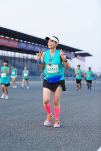 BIB: 52433
                            <button type="button" onclick="openModal(10477927)" class="btn btn-primary btn-sm float-right btn-popup" data-toggle="modal" data-target=".modal-high-quality">
                        <i class="fas fa-shopping-cart"></i> Add to Cart
                    </button>
                                            <button type="button" onclick="isThisMe(10477927, true)" class="btn btn-success btn-sm float-right btn-popup btn-isme hidden" data-toggle="tooltip" data-placement="bottom" title="นี่คือรูปของคุณใช่ไหม คลิกที่นี่เพื่อเอาเข้าอัลบั้ม">
                        <i class="fas fa-plus"></i> Add to album
                    </button>
                    <button type="button" onclick="isThisMe(10477927, false)" class="btn btn-warning btn-sm float-right btn-popup btn-isnotme hidden">
                        <i class="fas fa-ban"></i> Remove from album
                    </button>