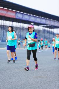 BIB: 52948
                            <button type="button" onclick="openModal(10484475)" class="btn btn-primary btn-sm float-right btn-popup" data-toggle="modal" data-target=".modal-high-quality">
                        <i class="fas fa-shopping-cart"></i> Add to Cart
                    </button>
                                            <button type="button" onclick="isThisMe(10484475, true)" class="btn btn-success btn-sm float-right btn-popup btn-isme hidden" data-toggle="tooltip" data-placement="bottom" title="นี่คือรูปของคุณใช่ไหม คลิกที่นี่เพื่อเอาเข้าอัลบั้ม">
                        <i class="fas fa-plus"></i> Add to album
                    </button>
                    <button type="button" onclick="isThisMe(10484475, false)" class="btn btn-warning btn-sm float-right btn-popup btn-isnotme hidden">
                        <i class="fas fa-ban"></i> Remove from album
                    </button>