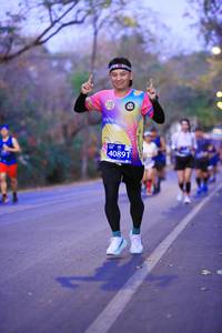 BIB: 40891
                            <button type="button" onclick="openModal(11282983)" class="btn btn-primary btn-sm float-right btn-popup" data-toggle="modal" data-target=".modal-high-quality">
                        <i class="fas fa-shopping-cart"></i> Add to Cart
                    </button>
                                            <button type="button" onclick="isThisMe(11282983, true)" class="btn btn-success btn-sm float-right btn-popup btn-isme hidden" data-toggle="tooltip" data-placement="bottom" title="นี่คือรูปของคุณใช่ไหม คลิกที่นี่เพื่อเอาเข้าอัลบั้ม">
                        <i class="fas fa-plus"></i> Add to album
                    </button>
                    <button type="button" onclick="isThisMe(11282983, false)" class="btn btn-warning btn-sm float-right btn-popup btn-isnotme hidden">
                        <i class="fas fa-ban"></i> Remove from album
                    </button>