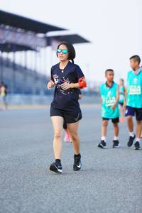 BIB: 
                            <button type="button" onclick="openModal(10452658)" class="btn btn-primary btn-sm float-right btn-popup" data-toggle="modal" data-target=".modal-high-quality">
                        <i class="fas fa-shopping-cart"></i> Add to Cart
                    </button>
                                            <button type="button" onclick="isThisMe(10452658, true)" class="btn btn-success btn-sm float-right btn-popup btn-isme hidden" data-toggle="tooltip" data-placement="bottom" title="นี่คือรูปของคุณใช่ไหม คลิกที่นี่เพื่อเอาเข้าอัลบั้ม">
                        <i class="fas fa-plus"></i> Add to album
                    </button>
                    <button type="button" onclick="isThisMe(10452658, false)" class="btn btn-warning btn-sm float-right btn-popup btn-isnotme hidden">
                        <i class="fas fa-ban"></i> Remove from album
                    </button>