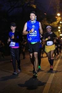 BIB: 40432, 4611, 43204
                            <button type="button" onclick="openModal(10603737)" class="btn btn-primary btn-sm float-right btn-popup" data-toggle="modal" data-target=".modal-high-quality">
                        <i class="fas fa-shopping-cart"></i> Add to Cart
                    </button>
                                            <button type="button" onclick="isThisMe(10603737, true)" class="btn btn-success btn-sm float-right btn-popup btn-isme hidden" data-toggle="tooltip" data-placement="bottom" title="นี่คือรูปของคุณใช่ไหม คลิกที่นี่เพื่อเอาเข้าอัลบั้ม">
                        <i class="fas fa-plus"></i> Add to album
                    </button>
                    <button type="button" onclick="isThisMe(10603737, false)" class="btn btn-warning btn-sm float-right btn-popup btn-isnotme hidden">
                        <i class="fas fa-ban"></i> Remove from album
                    </button>