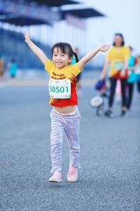 BIB: 50501
                            <button type="button" onclick="openModal(10517280)" class="btn btn-primary btn-sm float-right btn-popup" data-toggle="modal" data-target=".modal-high-quality">
                        <i class="fas fa-shopping-cart"></i> Add to Cart
                    </button>
                                            <button type="button" onclick="isThisMe(10517280, true)" class="btn btn-success btn-sm float-right btn-popup btn-isme hidden" data-toggle="tooltip" data-placement="bottom" title="นี่คือรูปของคุณใช่ไหม คลิกที่นี่เพื่อเอาเข้าอัลบั้ม">
                        <i class="fas fa-plus"></i> Add to album
                    </button>
                    <button type="button" onclick="isThisMe(10517280, false)" class="btn btn-warning btn-sm float-right btn-popup btn-isnotme hidden">
                        <i class="fas fa-ban"></i> Remove from album
                    </button>